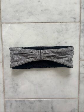 Lululemon Lined Fleece Ear Warmer Gray/Black Reflective